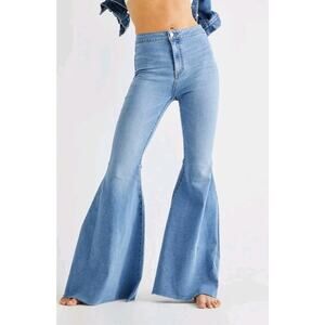 Free People Jeans Women's 30 Just Float On Flare Bell Bottoms Raw Hem Boho NWOT